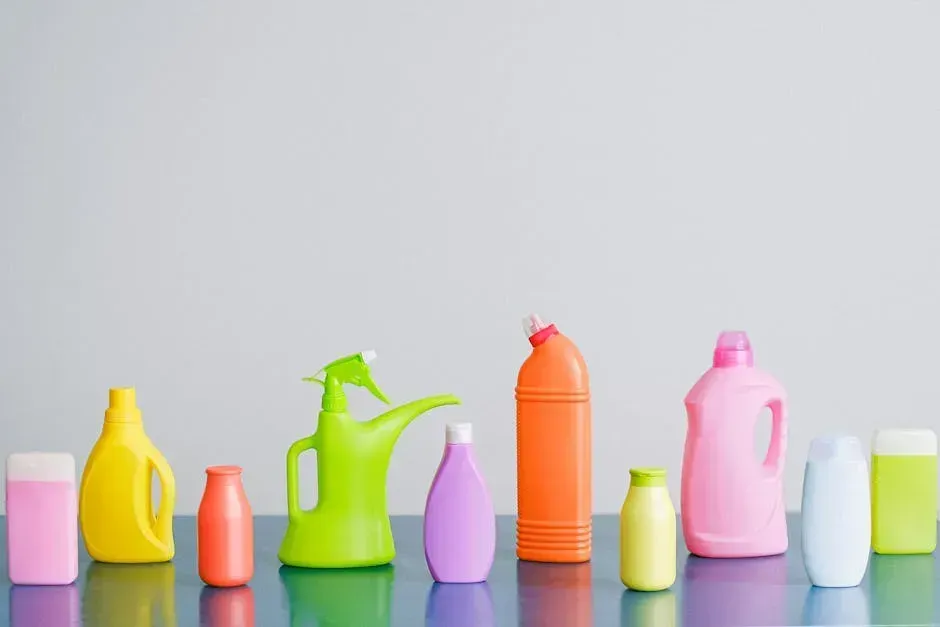 7. Excessive Use of Conventional Cleaning Products (Image Credits: Pexels)