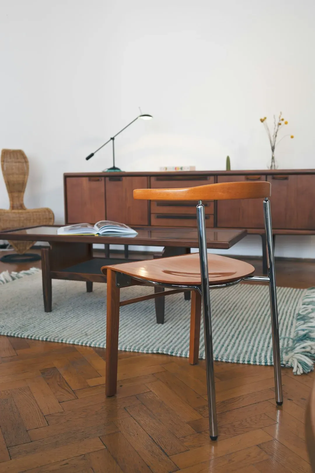 9. Mid-Century Modern and Vintage Furniture (Image Credits: Unsplash)