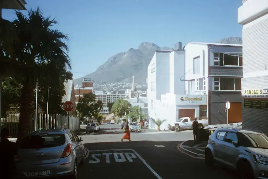 2. Cape Town, South Africa: Breathtaking Beauty, Serious Risks (Image Credits: Unsplash)