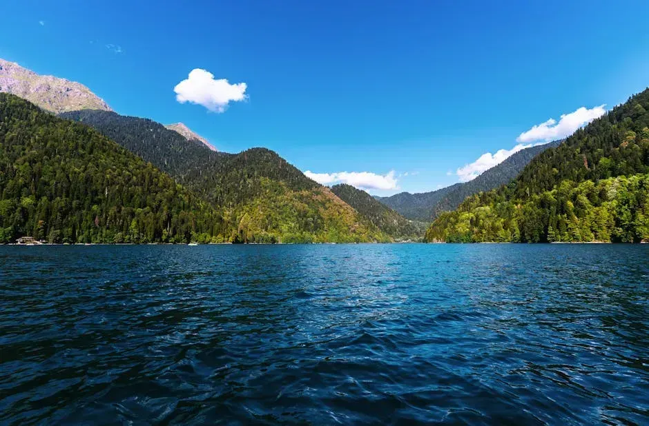 3. Lake Karachay, Russia (Image Credits: Pexels)