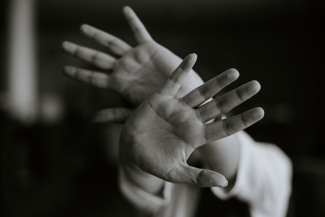 The Psychology Behind Urban Fear - What Makes Us Feel Unsafe (image credits: unsplash)