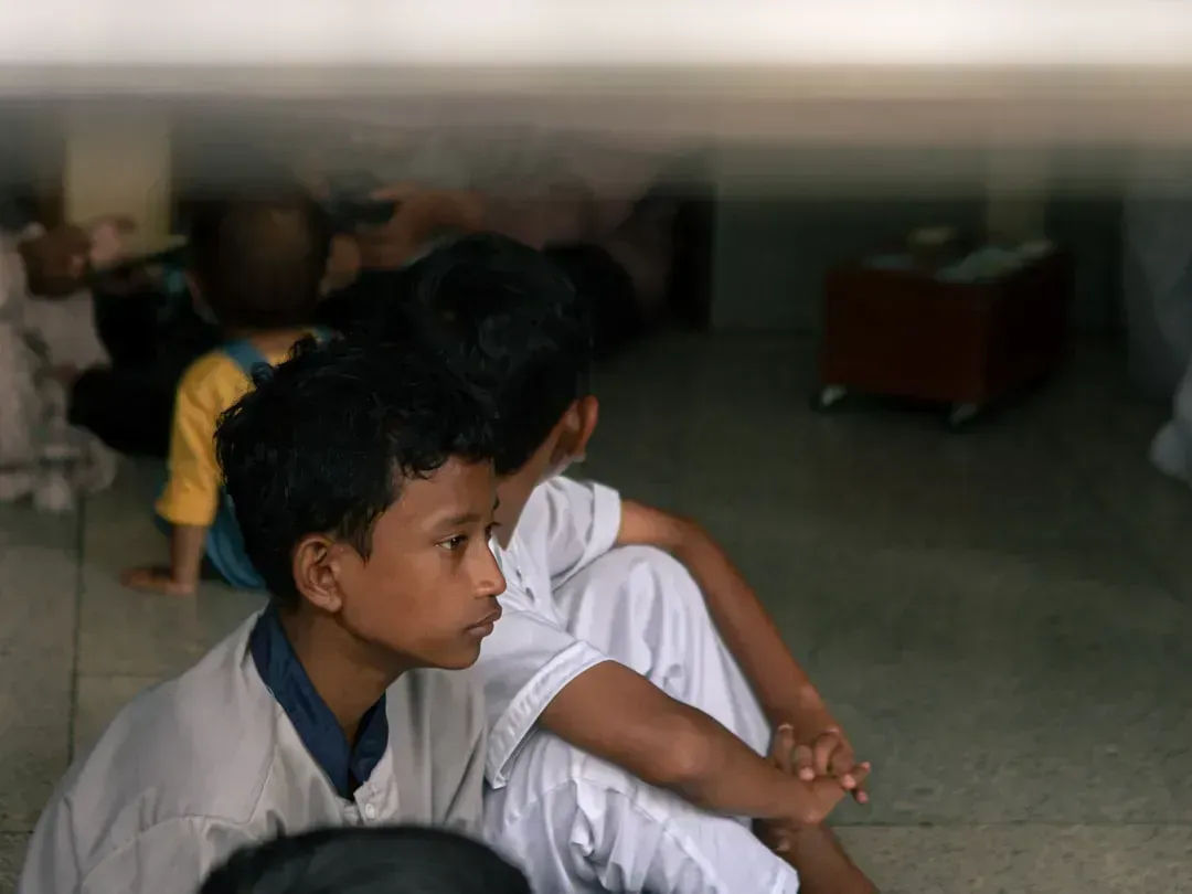 6. Letting Kids Roam the Neighborhood Unsupervised for Hours (Image Credits: Unsplash)