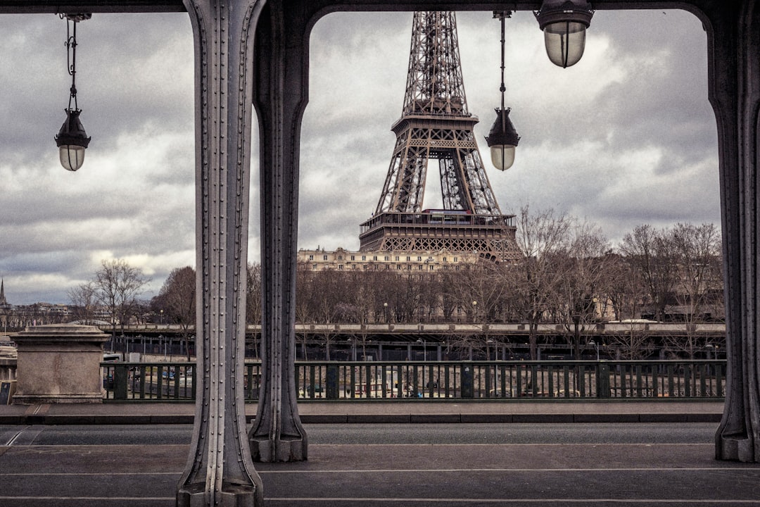 When Bridges Become Battlegrounds (image credits: unsplash)