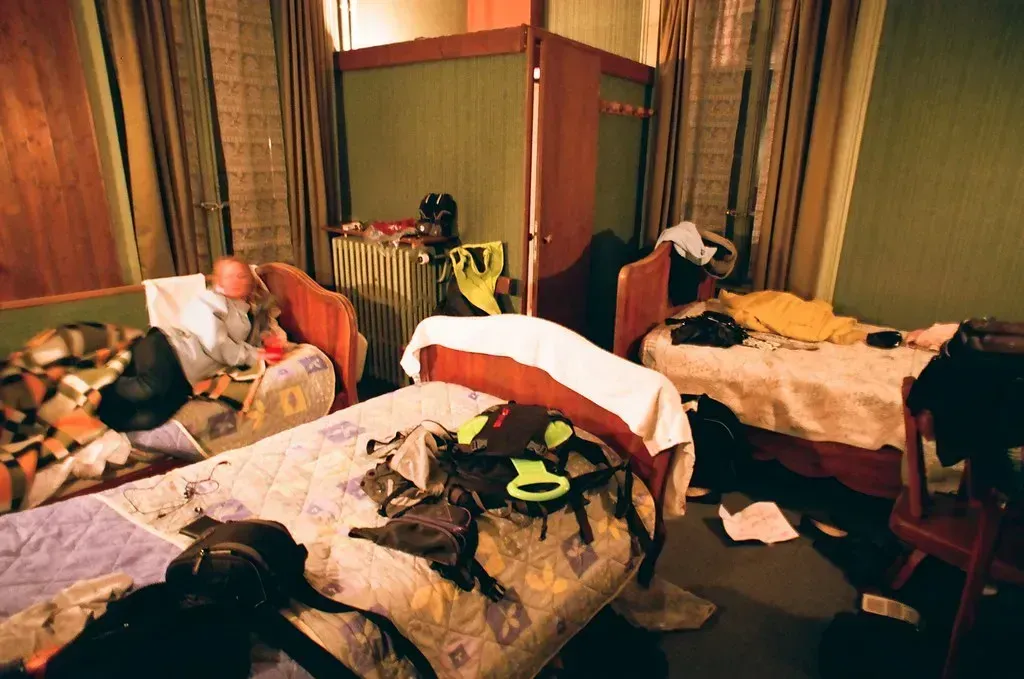 Leaving the Room in Total Chaos (Ed.ward, Flickr, CC BY-SA 2.0)