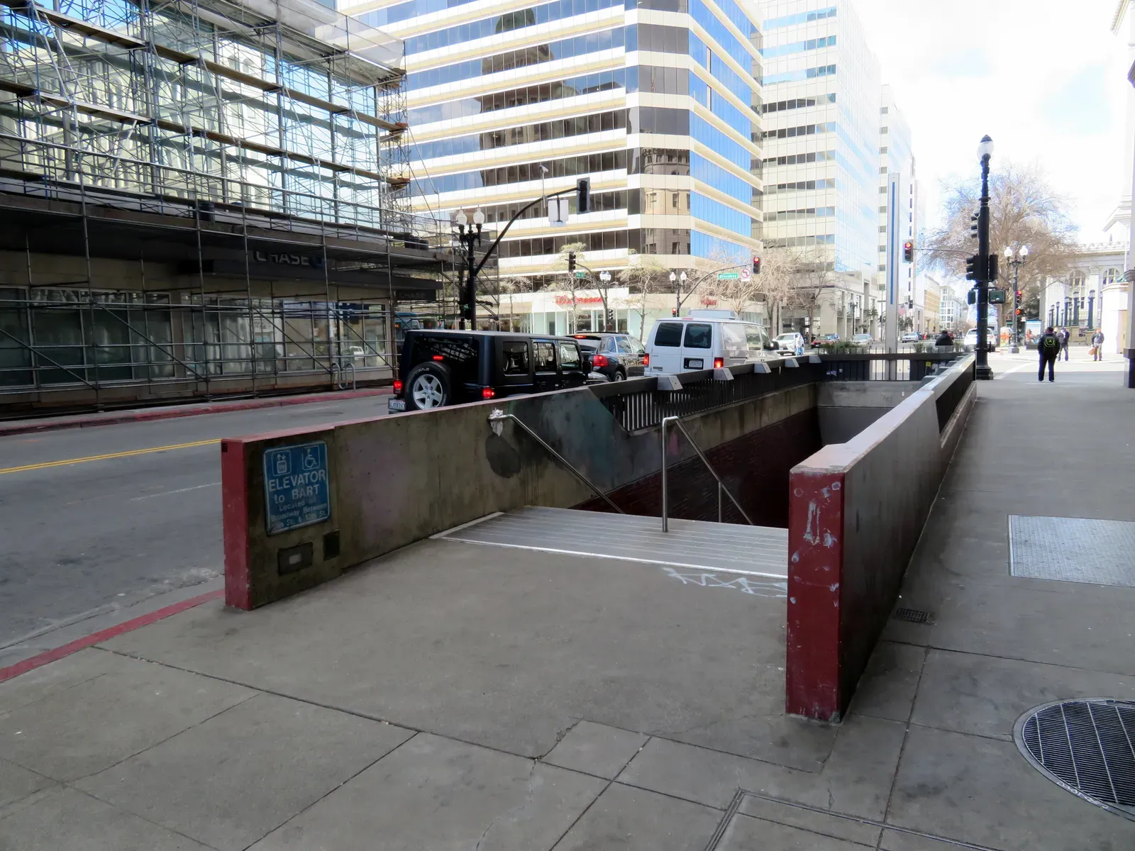 Oakland, California: Property Crime Capital (By Pi.1415926535, CC BY-SA 3.0)