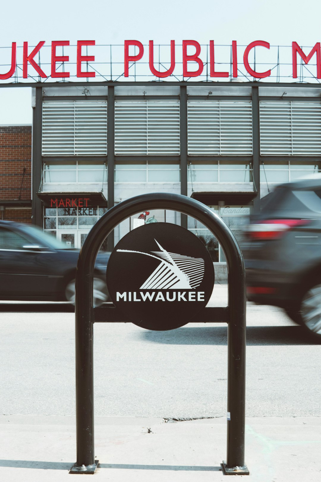 Milwaukee Faces Mixed Results (image credits: unsplash)