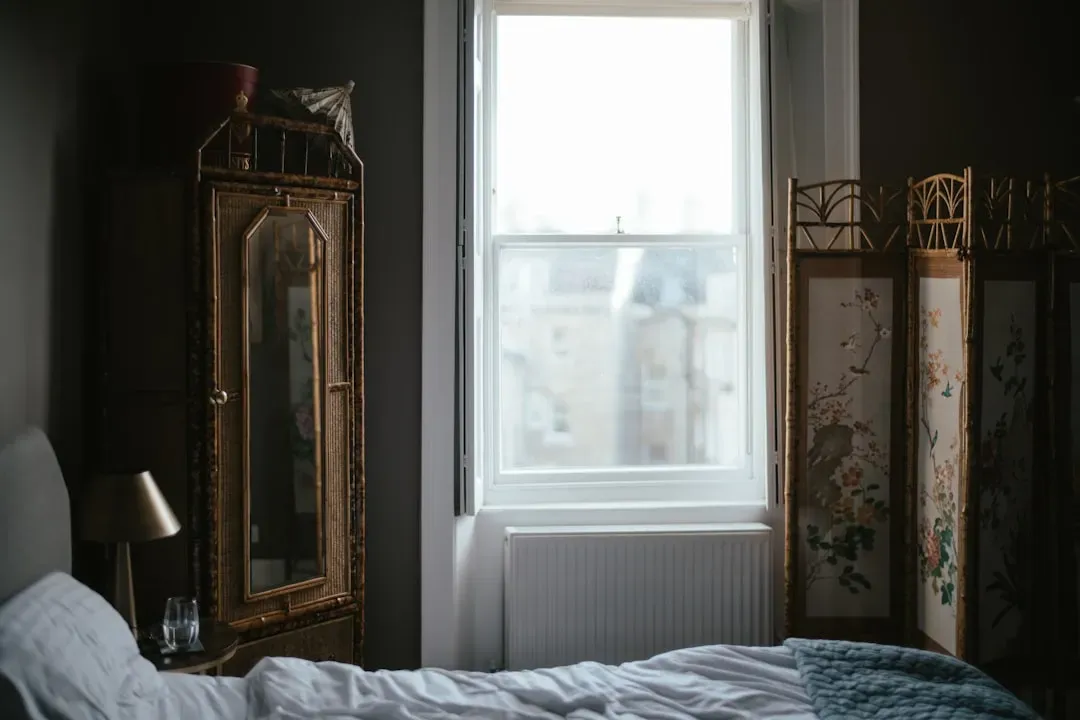 4. Screens in the Bedroom (Image Credits: Unsplash)