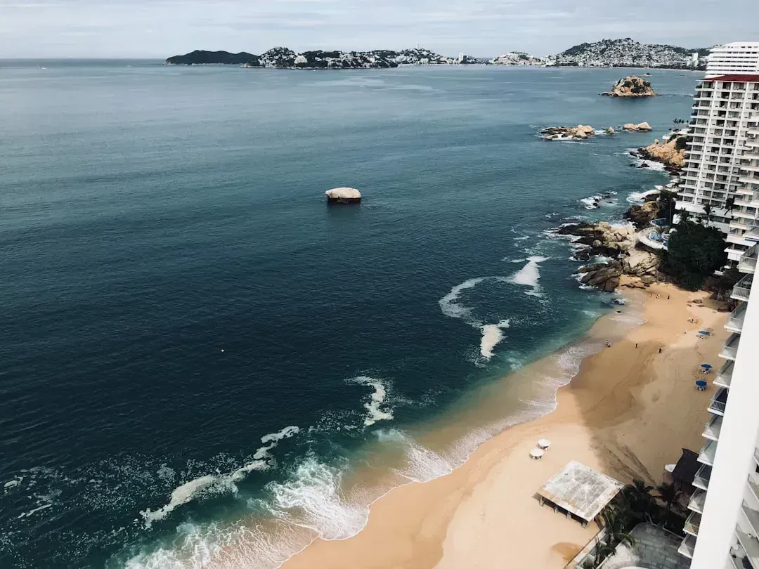 2. Acapulco, Mexico (Image Credits: Unsplash)