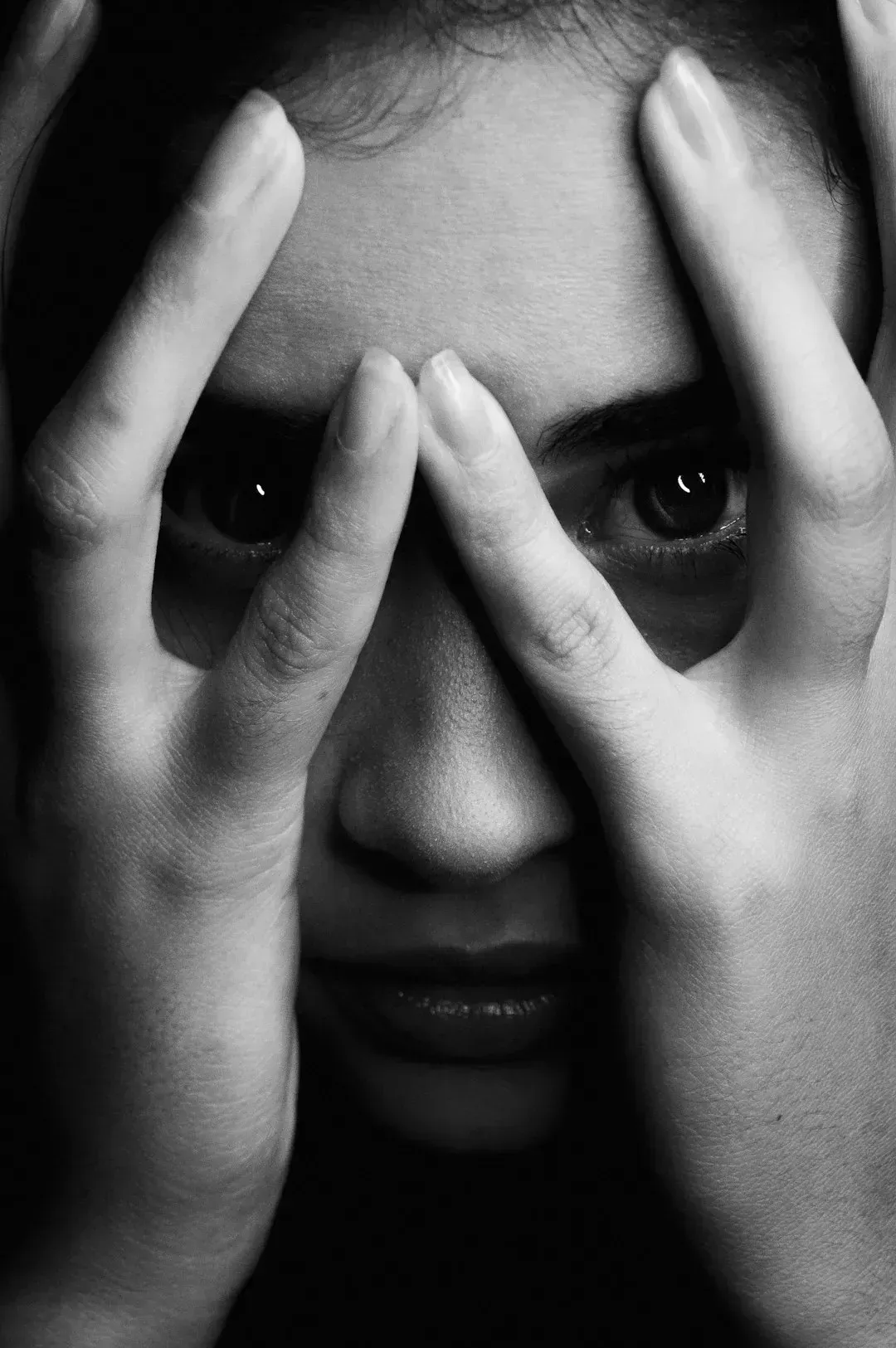 9. Chronic Worry About Outliving Their Wealth (Image Credits: Unsplash)