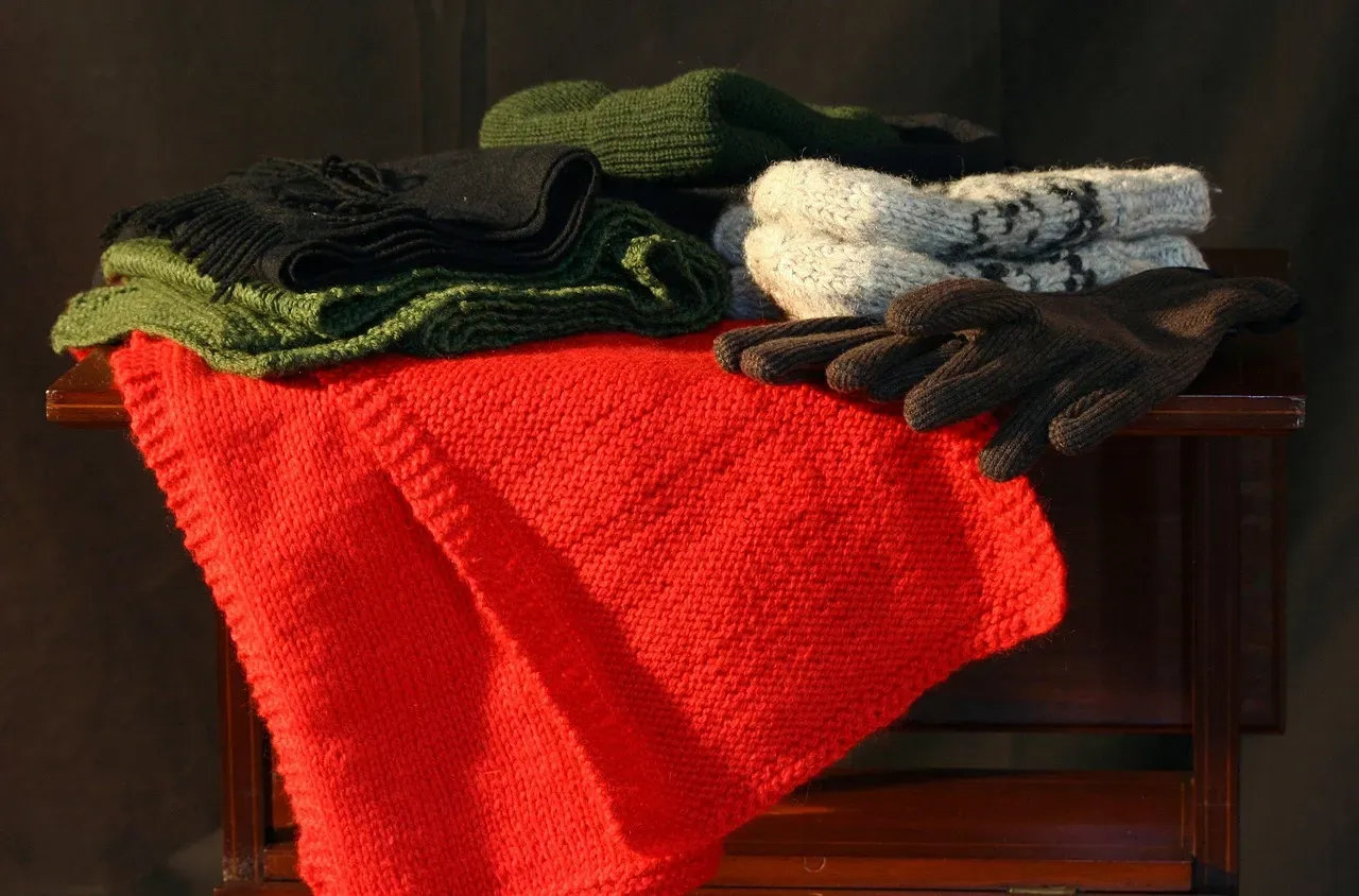 Layering for Europe's Unpredictable Weather (Image Credits: Pixabay)