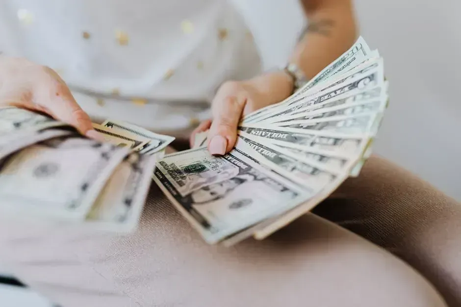 6. They Have Multiple Income Streams, Quietly (Image Credits: Pexels)