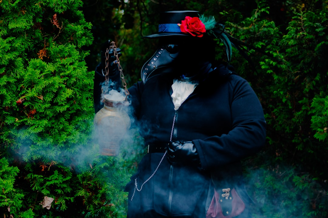 Anatomy of Terror: The Complete Plague Doctor Ensemble (image credits: unsplash)