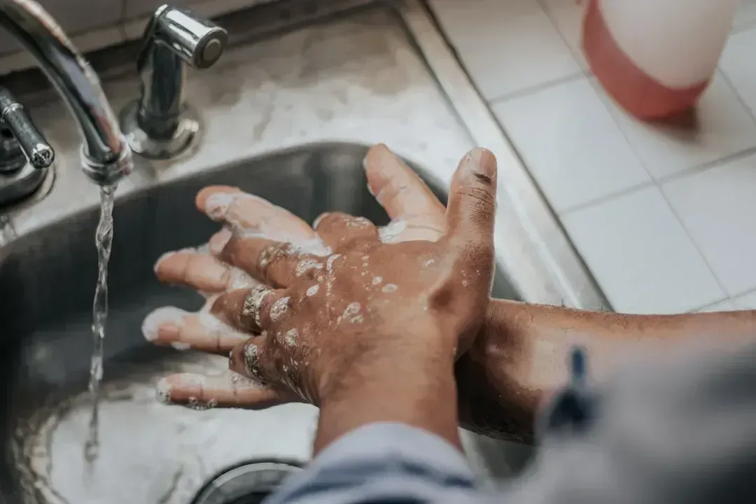 2. Washing Your Hands Incorrectly (Image Credits: Unsplash)