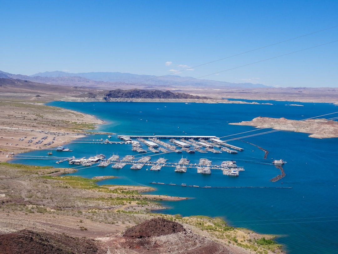 Nevada: Desert State Seismic Concerns (image credits: unsplash)