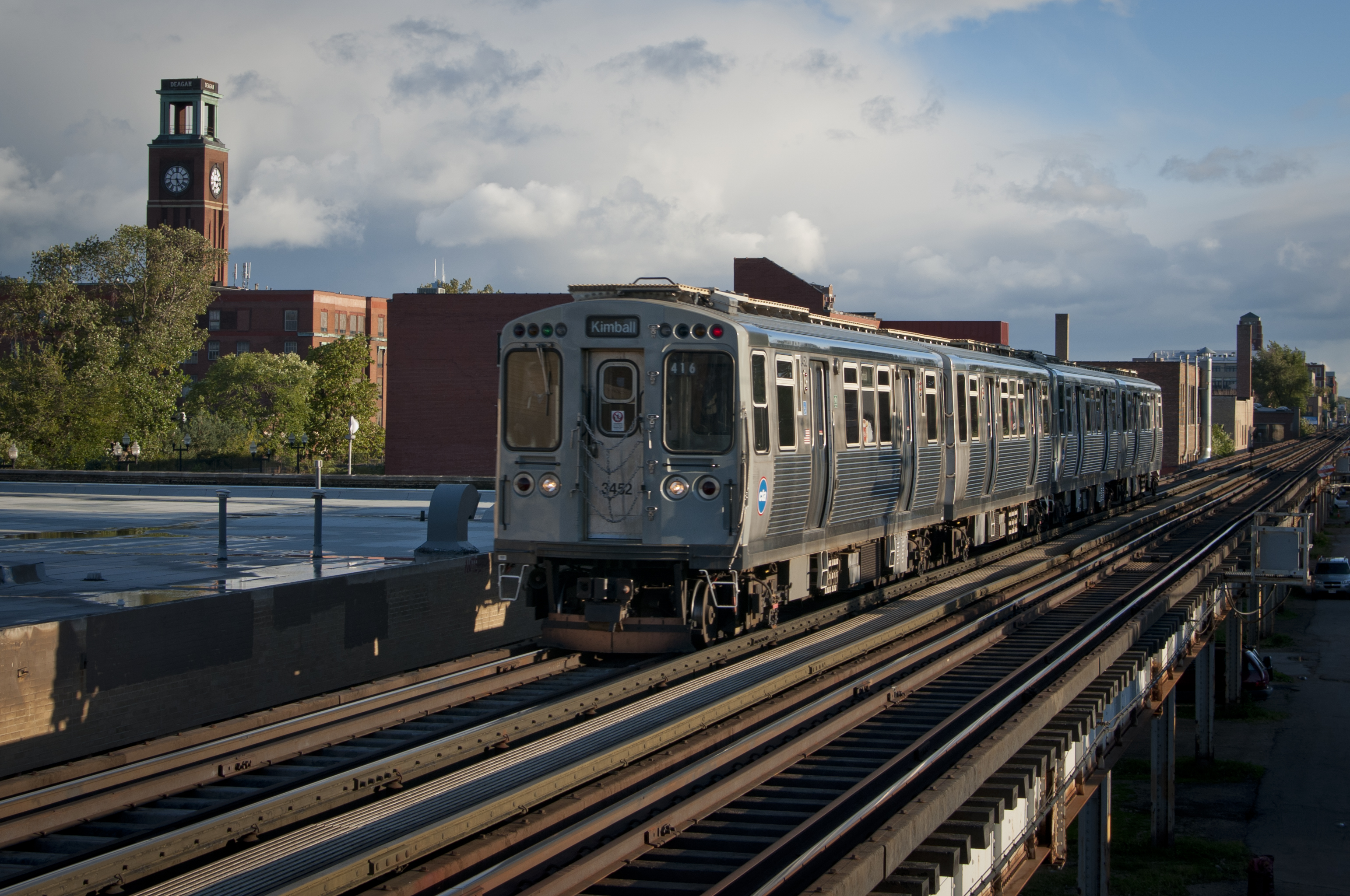 Chicago - Criminal Activity Amid Transit Recovery Efforts (Image Credits: Wikimedia)