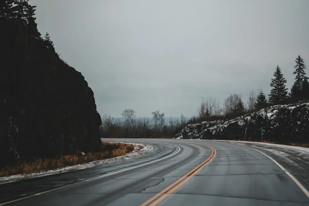 4. North Shore Scenic Drive – Minnesota's Lake Superior (Image Credits: Unsplash)