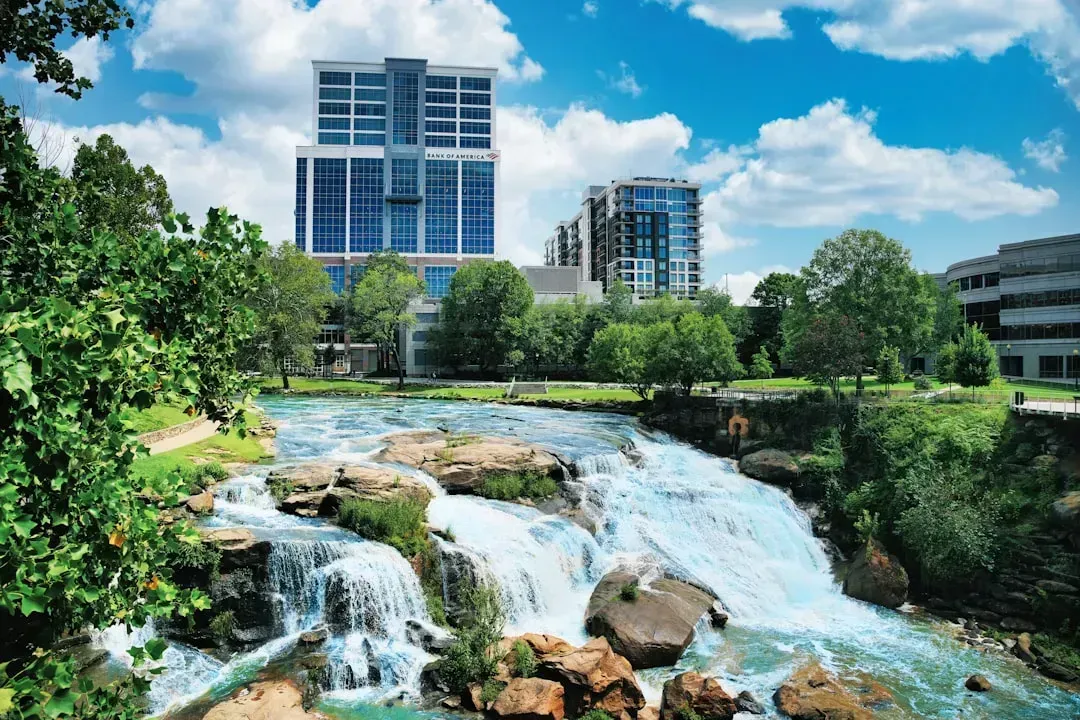 7. Greenville, South Carolina: Quiet Charm With Serious Senior Infrastructure (Image Credits: Unsplash)