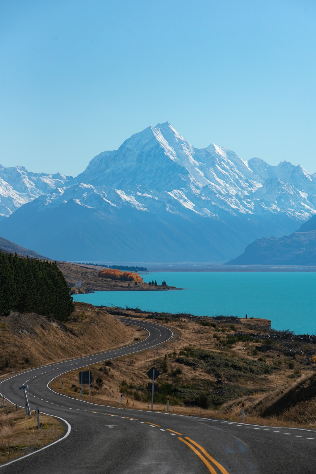New Zealand: Natural Beauty Meets Social Safety (image credits: unsplash)