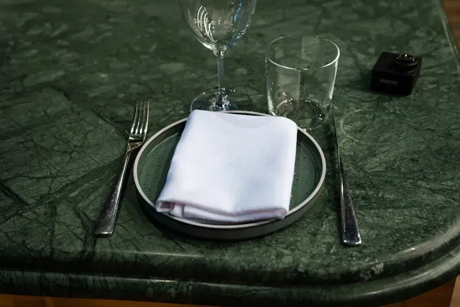 5. Placing the Napkin on the Plate at the End of the Meal (Image Credits: Pexels)