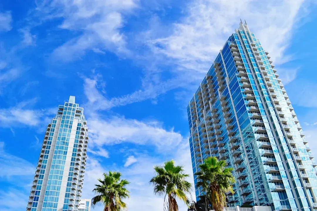 6. Tampa-St. Petersburg, Florida: Population Reversing, Listings Piling Up (Image Credits: Unsplash)