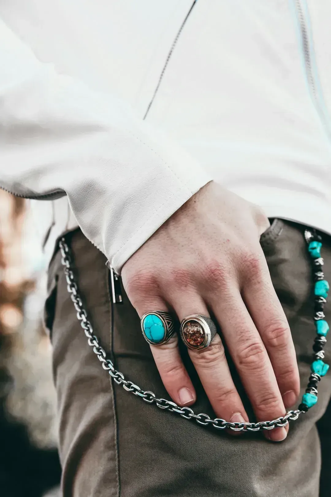 Wallet Chains and Mood Rings: Accessories That Made Zero Sense (Image Credits: Unsplash)