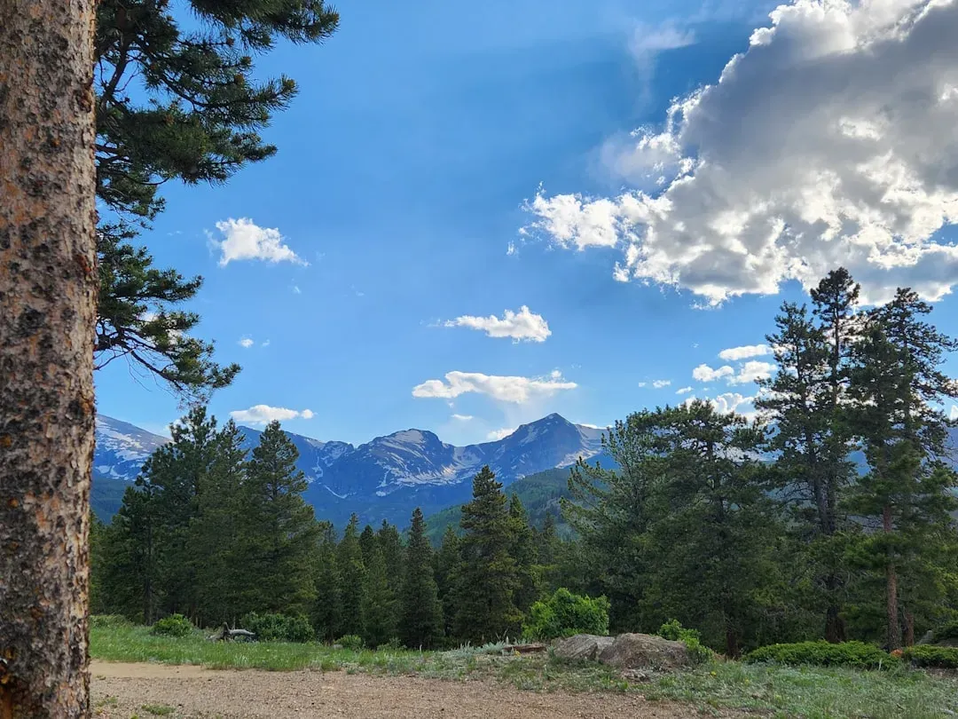 Colorado: Policy Ambition Meets Geographic Advantage (Image Credits: Unsplash)