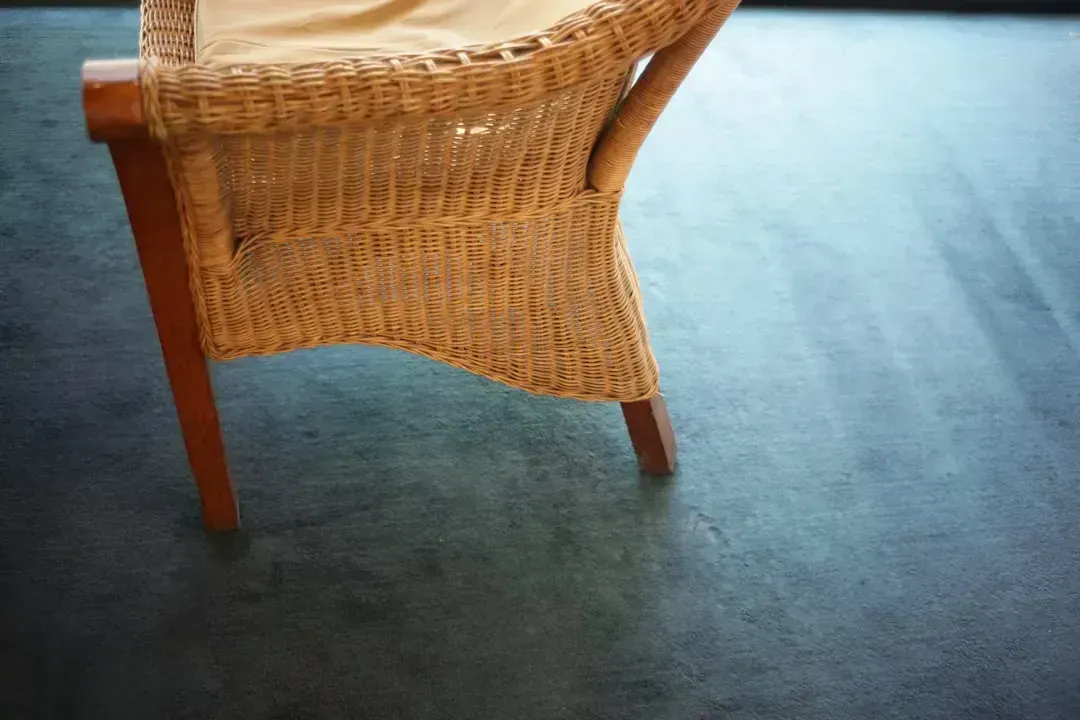 3. The Presence (or Absence) of Natural Materials (Image Credits: Unsplash)