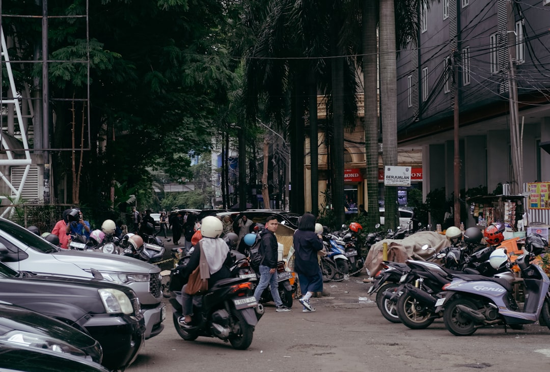 The Physical and Psychological Profile of Easy Targets (image credits: unsplash)