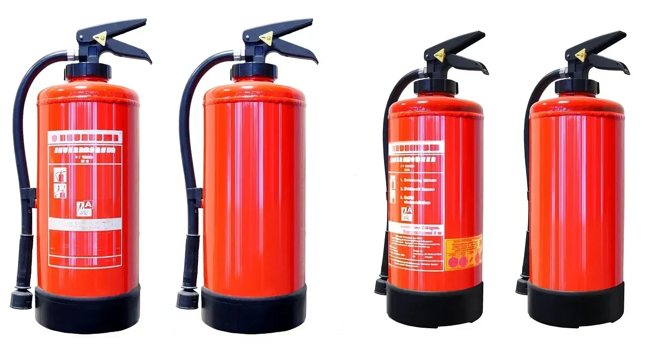 7. Pressurized Canisters and Fire Extinguishers (Image Credits: Pixabay)
