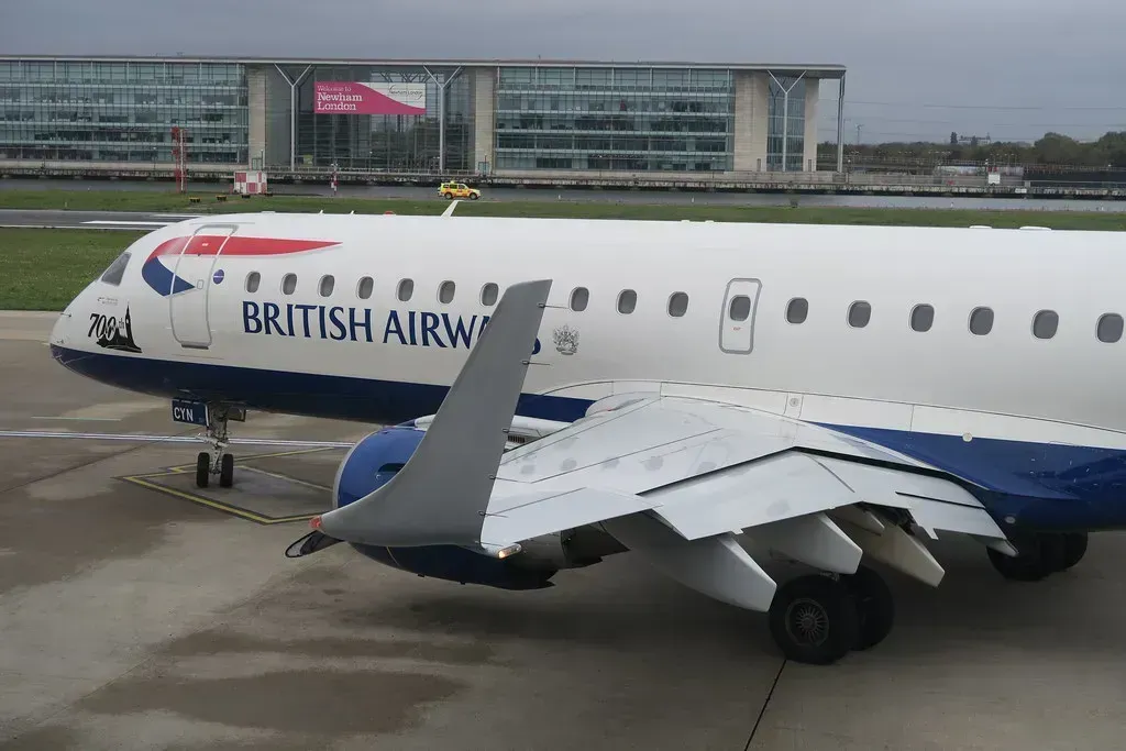 3. Expecting an Upgrade Without Elite Status (Cityswift 123, Flickr, CC BY 2.0)