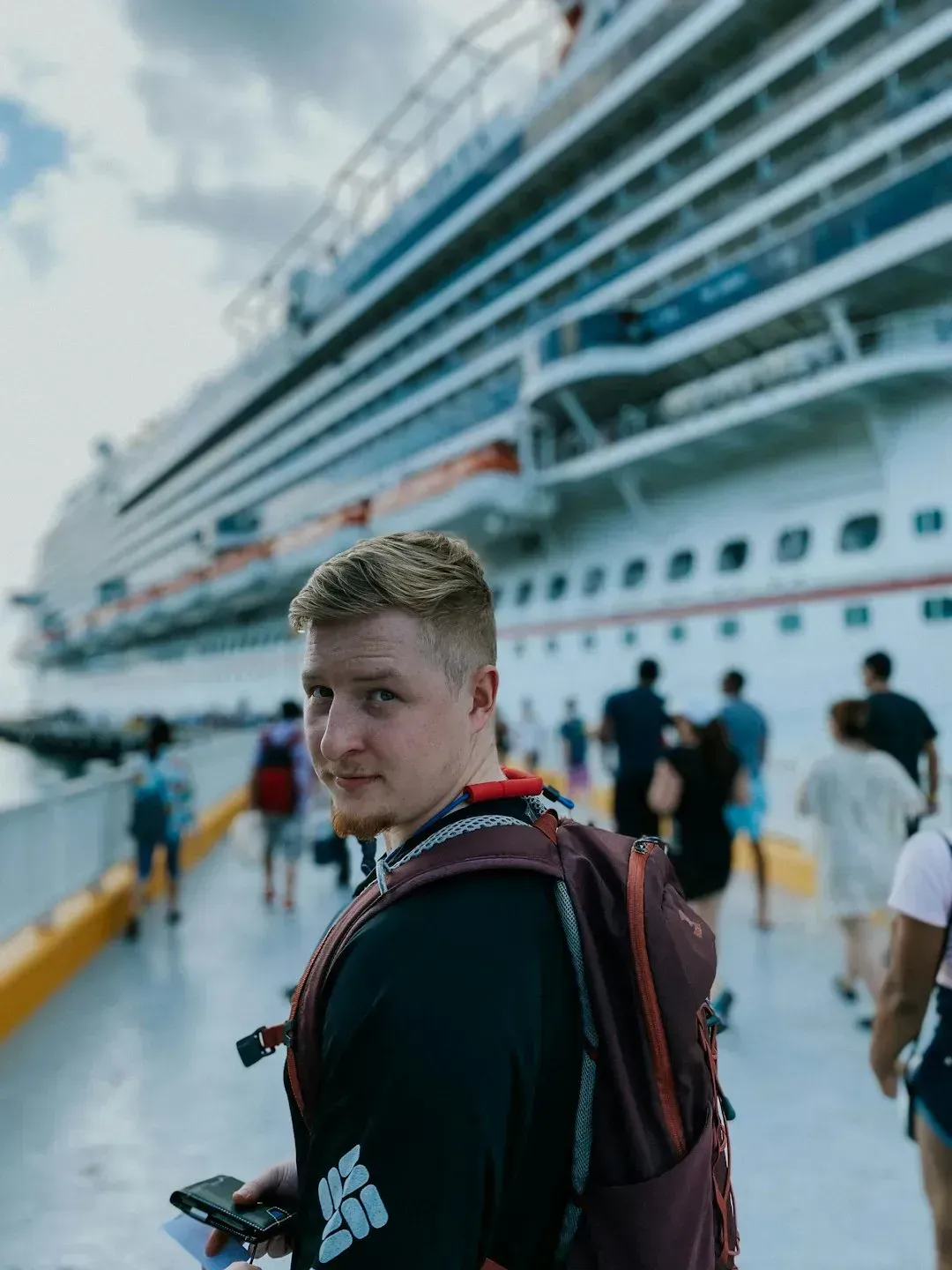 3. Bypassing the Crew Member to Go Straight to a Supervisor (Image Credits: Unsplash)