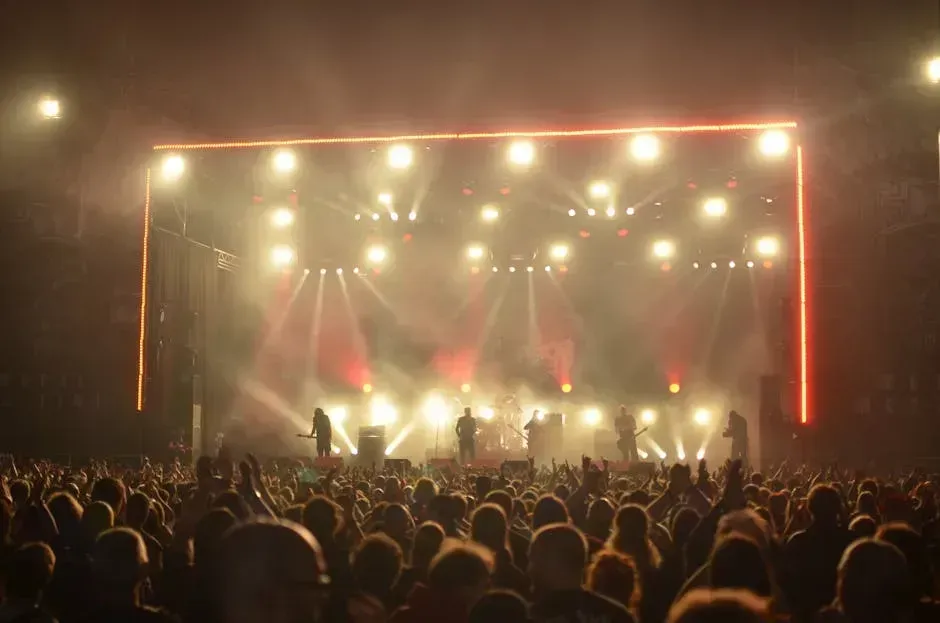 4. Blinded by the Light - Manfred Mann's Earth Band: Wrapped Up Like a Douche (Image Credits: Pexels)