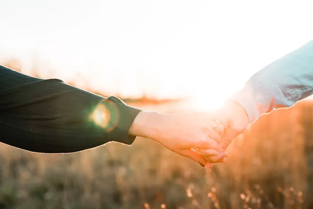3. Withholding Affection as a Silent Punishment (Image Credits: Unsplash)