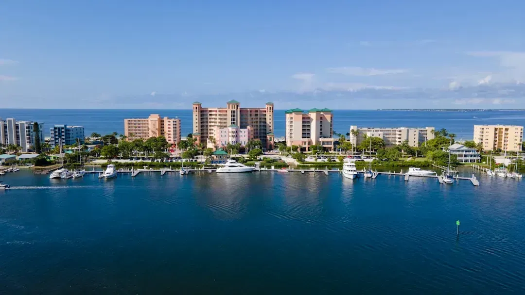 6. Fort Myers, Florida: Coastal Living Without the Coastal Price Tag (Image Credits: Unsplash)