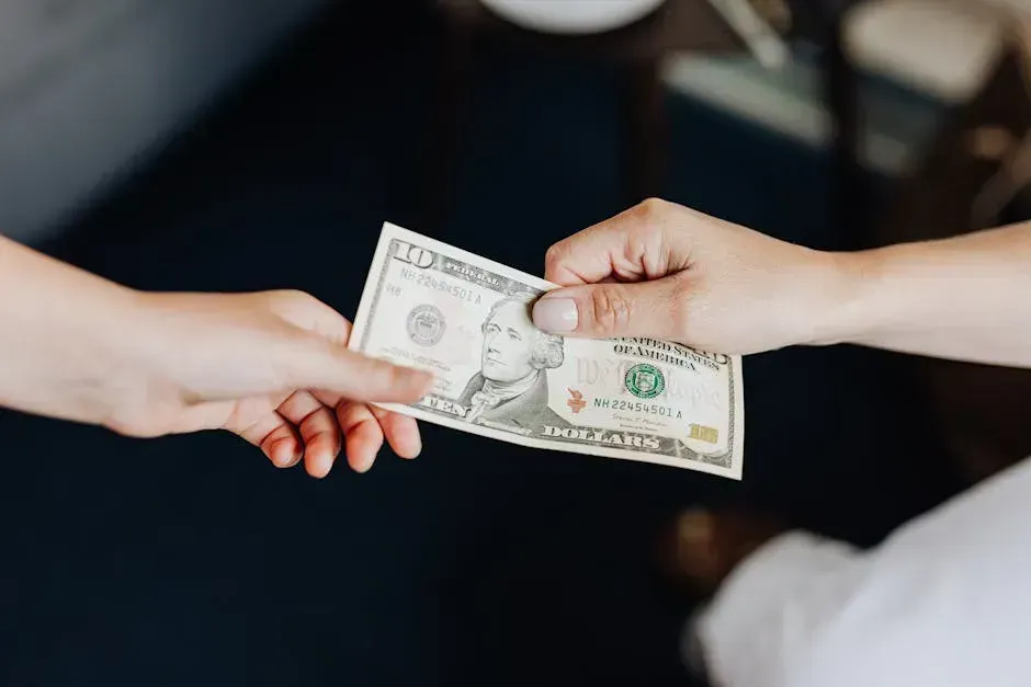 3. Guilt Tipping Has Become a Measurable Financial Drain (Image Credits: Pexels)