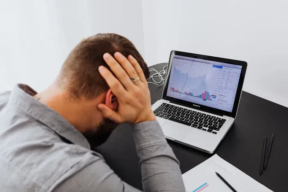 An Inability to Invest or Tolerate Any Financial Risk (Image Credits: Pexels)