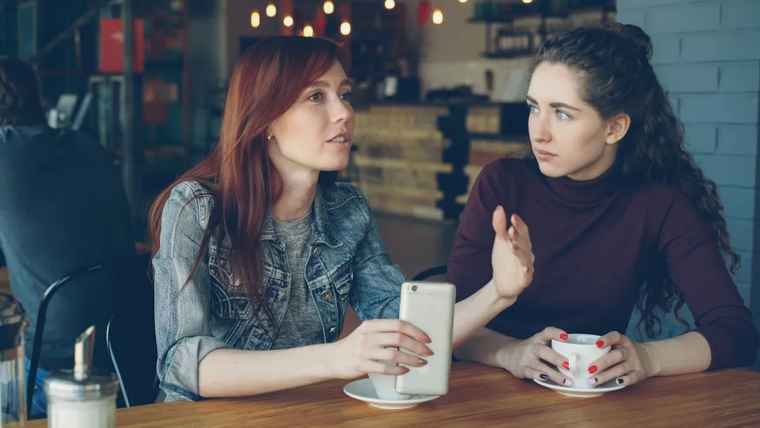 Face-to-Face vs. Side-by-Side: Two Very Different Conversations (Image Credits: Unsplash)