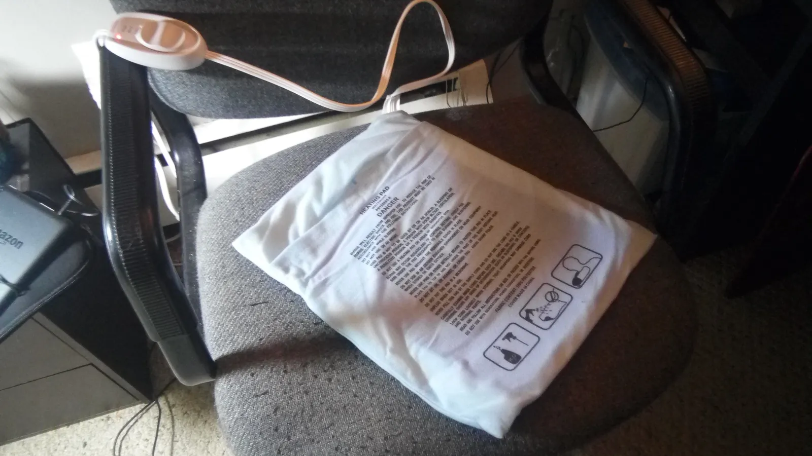 The Problem with Packaging Warnings (goblinbox_(queen_of_ad_hoc_bento), Flickr, CC BY 2.0)