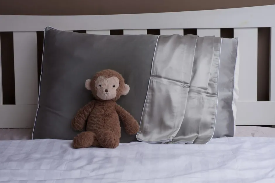 10. Sleeping on Silk and Staying Out of the Sun (Image Credits: Pexels)