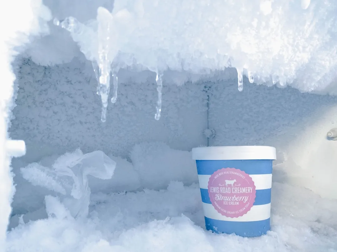 Defrosting the Freezer (Image Credits: Unsplash)