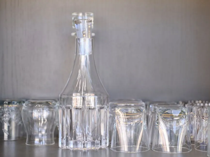 5. Crystal Glassware (Image Credits: Pexels)