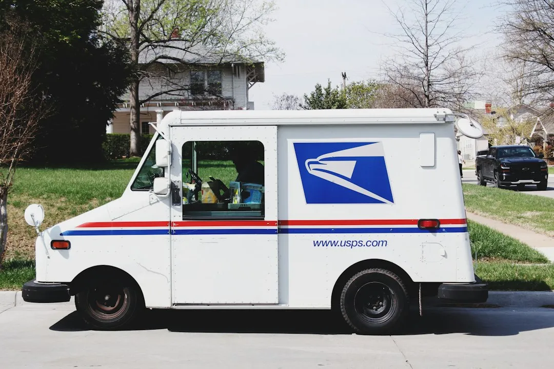 How the USPS and Carriers Protect Themselves (Image Credits: Unsplash)