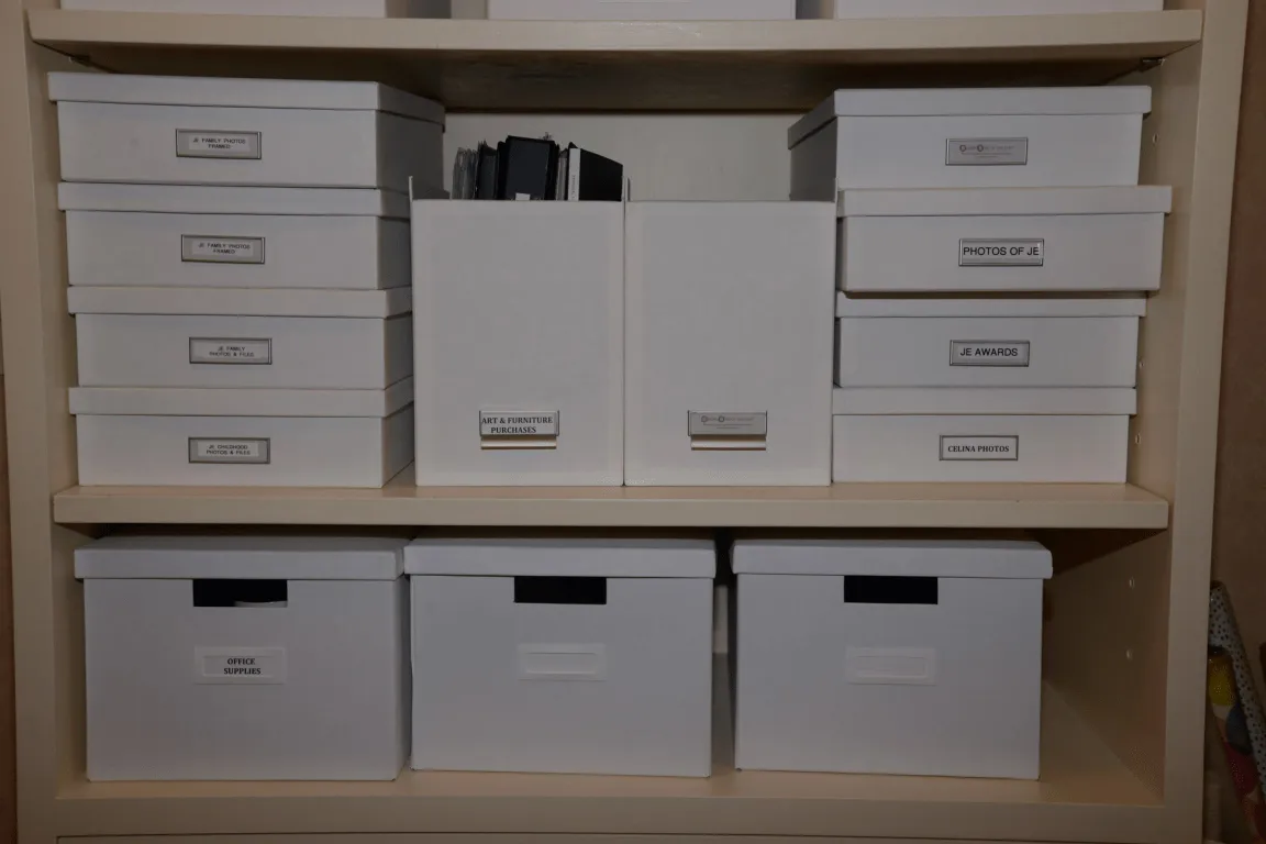 The Move Away from All-White Matching Storage Sets (By Federal Bureau of Investigation, Public domain)