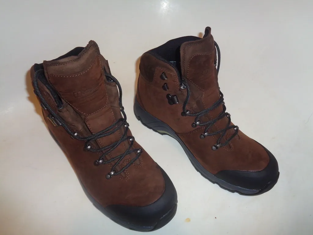 You're Buying Boots in the Morning When Your Feet Are Smallest (The Roaming Picture Taker, Flickr, CC BY 2.0)