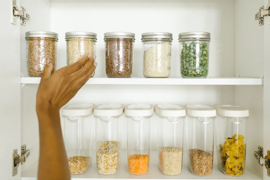 Ignoring Temperature Fluctuations in the Pantry (Image Credits: Pexels)