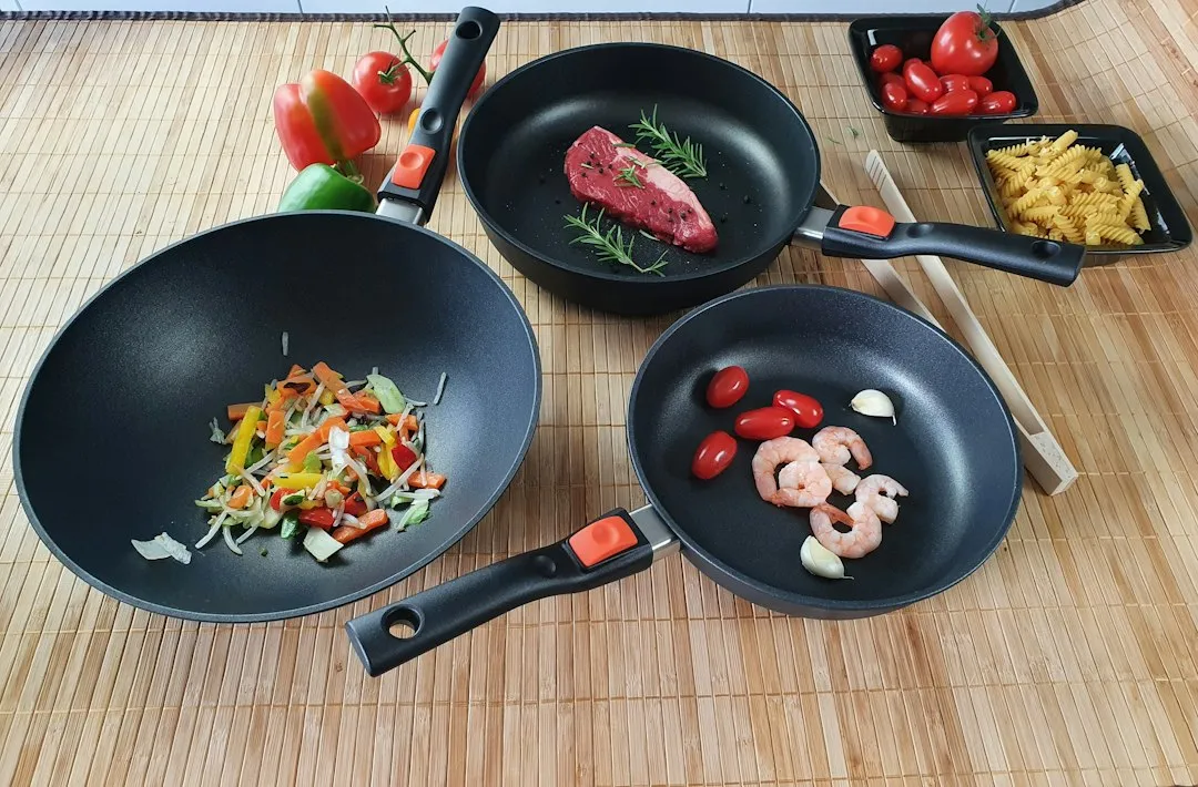 Modern Nonstick Coatings Have a Built-In Expiration (Image Credits: Unsplash)