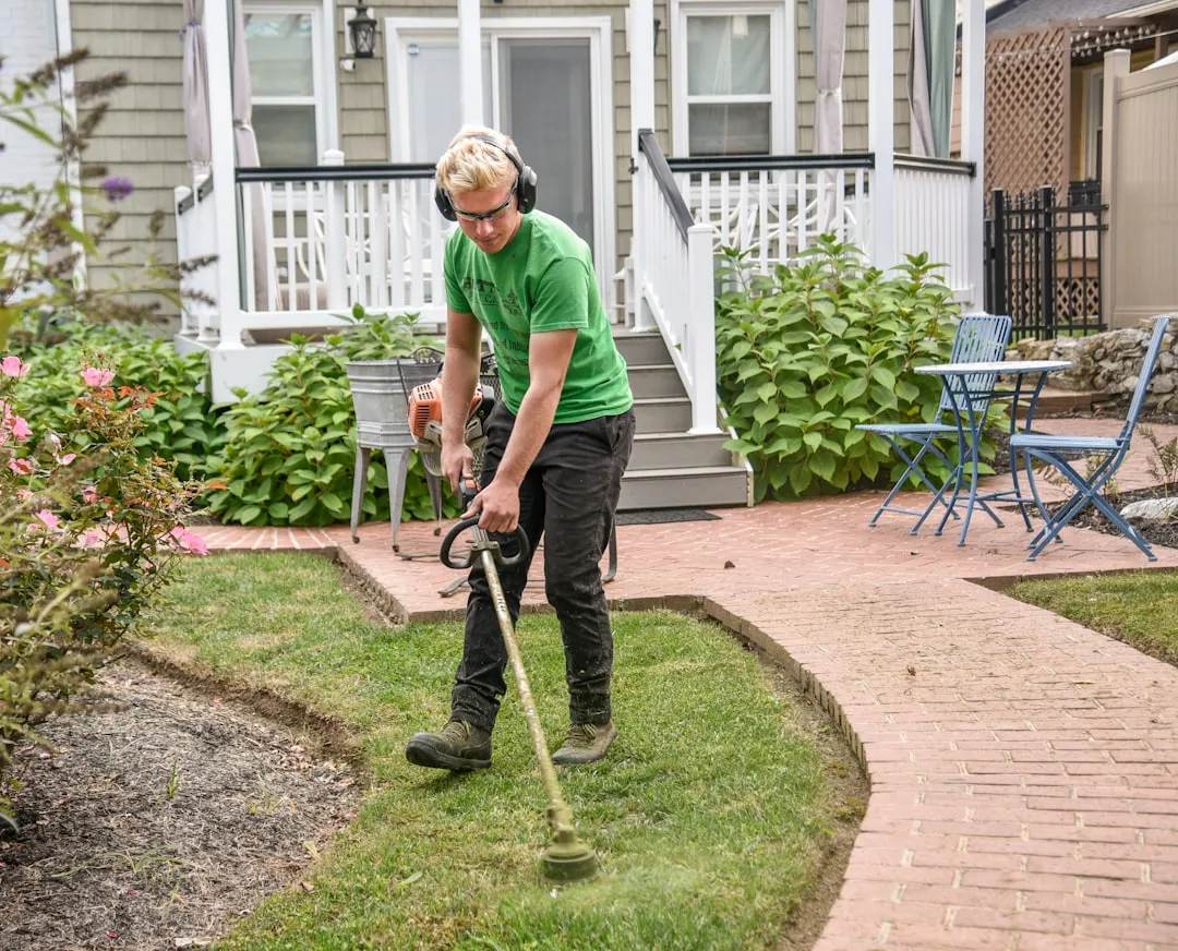 2. Cordless String Trimmer: Battery Compatibility Is Non-Negotiable (Image Credits: Unsplash)