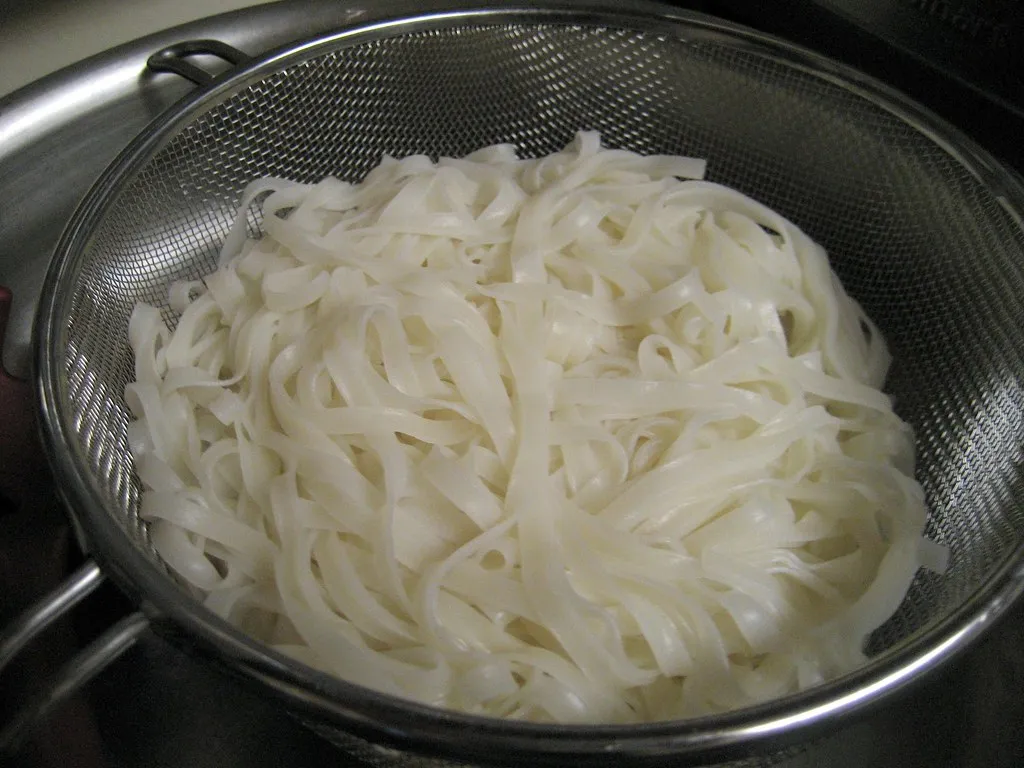 Why Cooking Rice Doesn't Eliminate the Risk (Stacy Spensley, Flickr, CC BY 2.0)