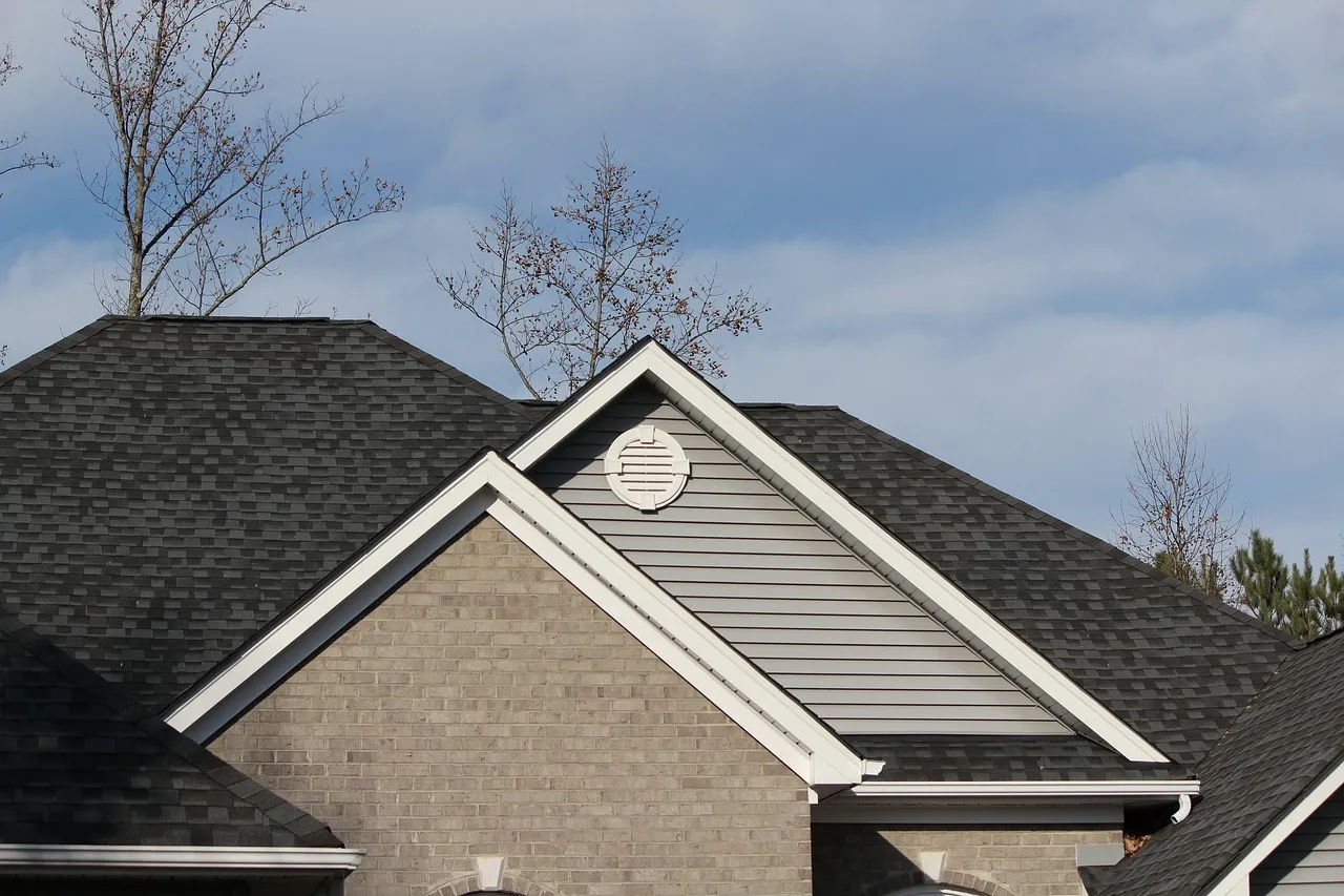 Why Your Attic Temperature Matters More Than You Think (Image Credits: Pixabay)