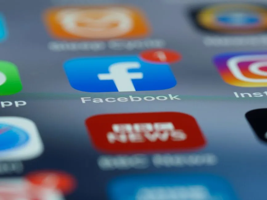 Social Platforms Are Now Primary News Sources for Many (Image Credits: Pexels)